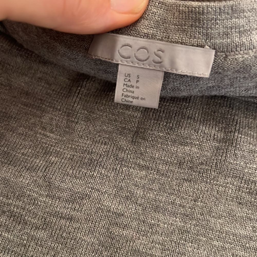 COS Wool Crewneck & Peplum Sweater in Grey, size Small - Picture 7 of 12